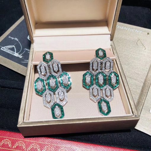 Bvlgari Serpenti Earrings 18k White Gold 3.66 Ct Full Diamond Pave and Emerald