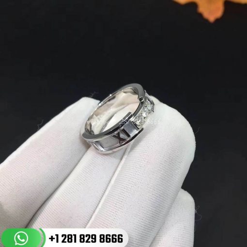 Atlas® Ring in 18k White Gold with Diamonds