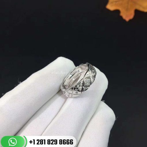 Chanel Coco Crush Ring Quilted Motif Small Version Diamonds