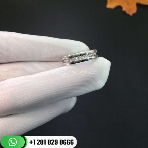 REF . 329366 B.zero1 one-band ring in 18 kt white gold, set with pavé diamonds on the spiral