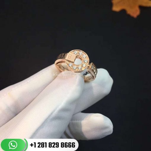 REF . 349623 BVLGARI BVLGARI 18 kt rose gold ring with pavé diamonds.
