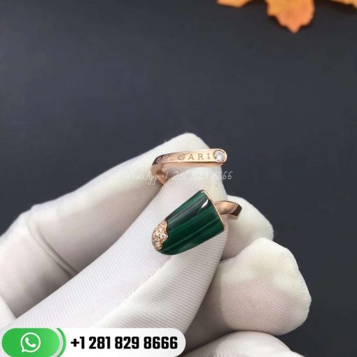 REF . 354781 BVLGARI BVLGARI Gelati 18 kt rose gold ring set with malachite and pavé diamonds.