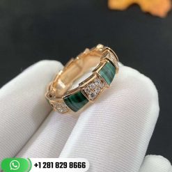 REF . 355013 Serpenti ring in 18 kt rose gold with malachite inserts and pavé diamonds.