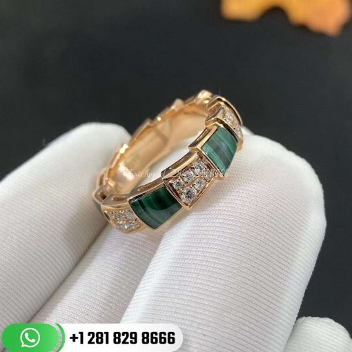 REF . 355013 Serpenti ring in 18 kt rose gold with malachite inserts and pavé diamonds.