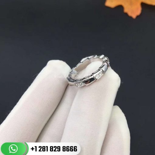 REF . 353378 Serpenti Viper band ring in 18 kt white gold set with demi pavé diamonds (0.25 ct).