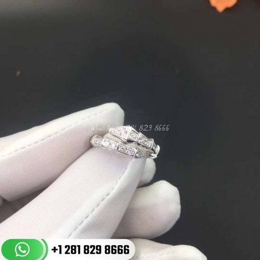 REF . 354707 Serpenti 18 kt white gold ring set with pavé diamonds.