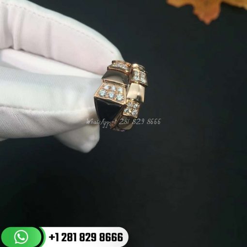 REF . 345208 Serpenti one-coil ring in 18 kt rose gold, set with black onyx elements and demi pavé diamonds.