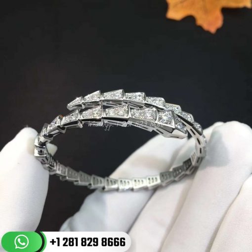 REF . 351844 Serpenti one-coil slim bracelet in 18 kt white gold, set with full pavé diamonds.