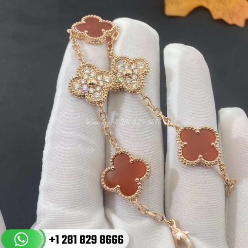 VCARO7GQ00 Vintage Alhambra bracelet, 5 motifs, yellow gold, carnelian, round diamonds; diamond quality DEF, IF to VVS.