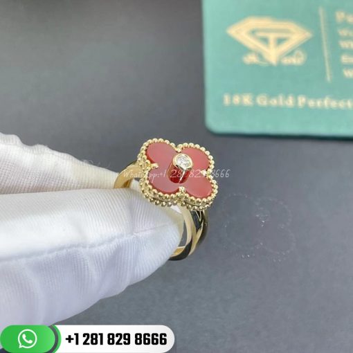 Van Cleef & Arpels Vintage Alhambra Ring Yellow Gold Carnelian - VCARD40800