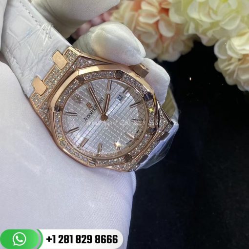 Audemars Piguet Royal Oak 33MM Ladies Rose Gold Diamond Bezel Rubber Strap 67651OR.ZZ.D010CA.01 7800U1