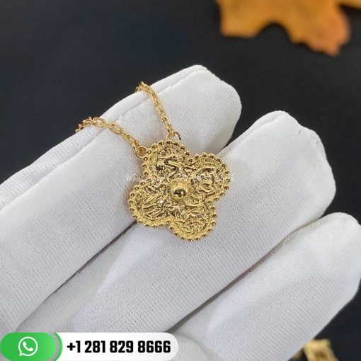 van-cleef-arpels-vintage-alhambra-pendant-yellow-gold-vcaro1if00