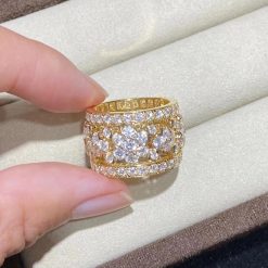 Van Cleef Arpels Snowflake Ring Yellow Gold, Diamond VCARO3RV00